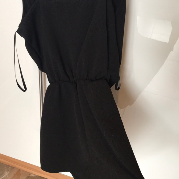 Black romper never worn - Picture 2 of 2